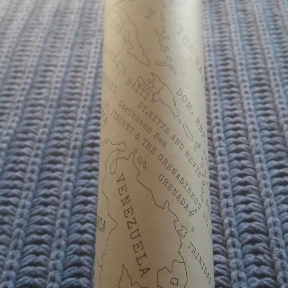 NWT Scratch Off World Map Travelers Wall Art - Picture 4 of 4